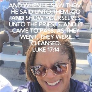 Meet your Posher, Angela